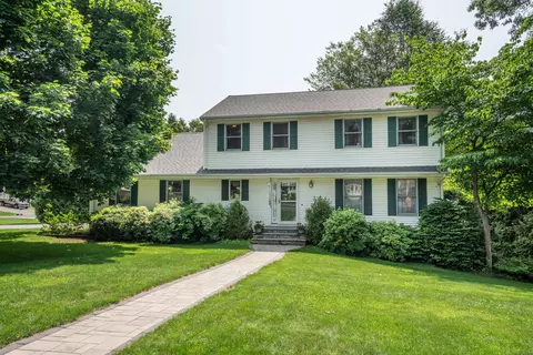 37 Woods Way, Newington, CT 06111