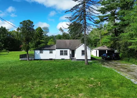 618 Beach St, Goshen, CT 06756