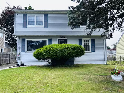 365 Ruth St, Bridgeport, CT 06606