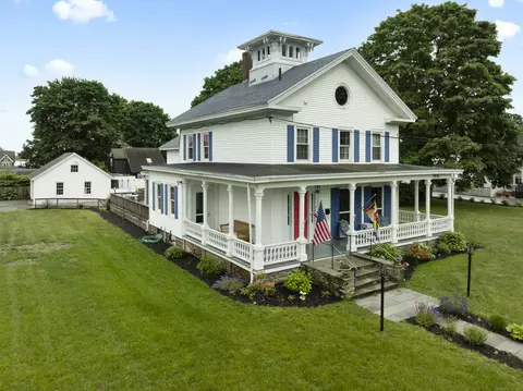 122 College St, Old Saybrook, CT 06475