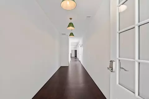 Entry Way - 77 Beaver Dam Rd, Salisbury, CT 06068 photo 1 of 2