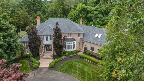 165 Edgemark Acres Acres, Meriden, CT 06451