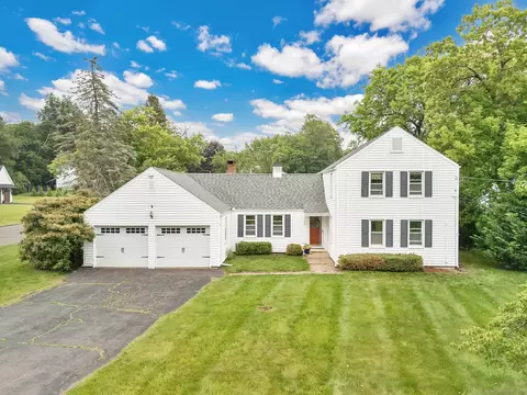 253 Gardner St, Manchester, CT 06040