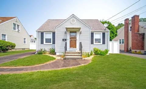 103 Saltonstall Pkwy, East Haven, CT 06512