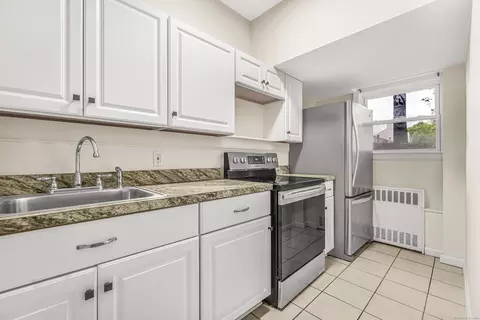 80 Cartright St #GC, Bridgeport, CT 06604