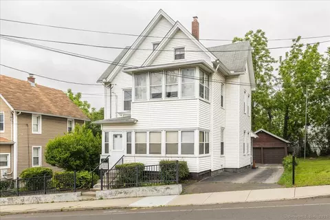 7 Hill St, Ansonia, CT 06401