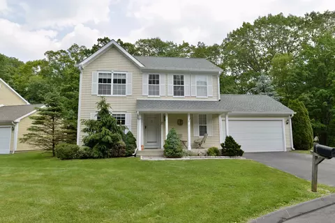 27 Indian Hill Rd #27, Monroe, CT 06468
