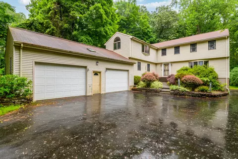 116 Bellridge Rd, Glastonbury, CT 06033
