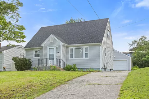 97 Travis Dr, Bridgeport, CT 06606