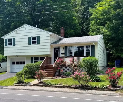 93 Stillson Rd, Waterbury, CT 06705