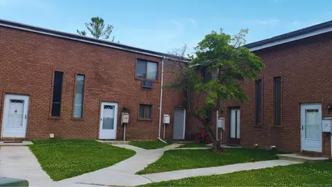 111 Beaman Brk #111, Bloomfield, CT 06002