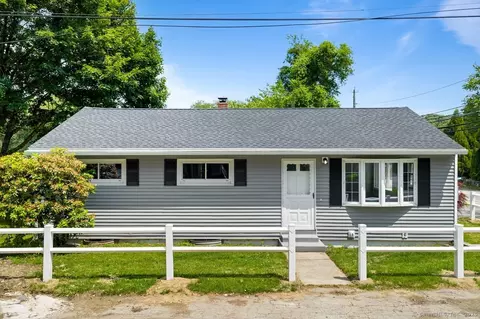 20 Stonington Rd, Norwich, CT 06360