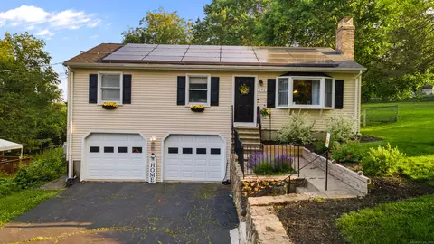 192 Sylvan Lake Rd, Watertown, CT 06779