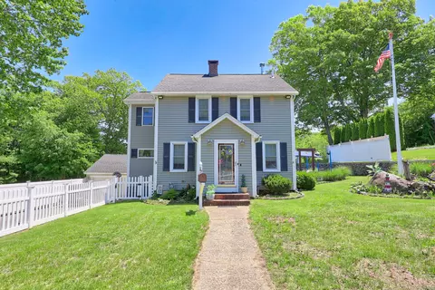 17 Woodland Ave, Winchester, CT 06098