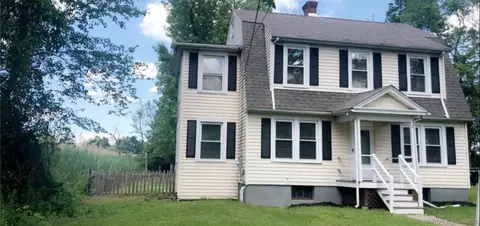 476 Park Ave, Bloomfield, CT 06002