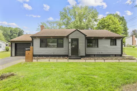 4 Hill Farm Rd, Bloomfield, CT 06002