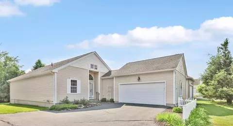 14 Ross Way #14, Windsor Locks, CT 06096