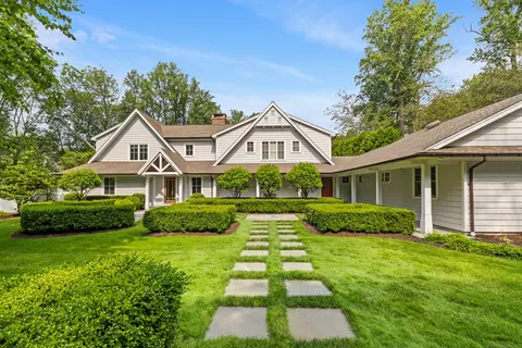 9 Woodside Ln, Westport, CT 06880