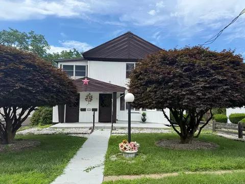 306 Divinity St, Bristol, CT 06010
