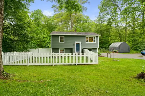 65 Norwich Westerly Rd, North Stonington, CT 06359