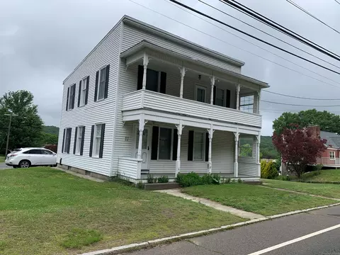 812 S Main St, Seymour, CT 06483