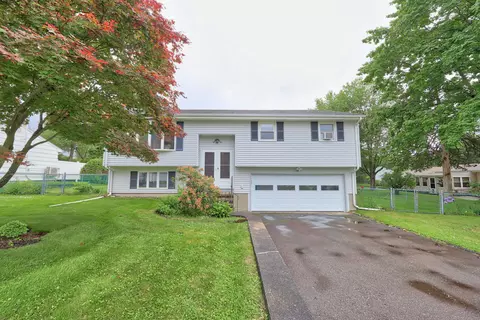 59 Litchfield Ln, Bristol, CT 06010