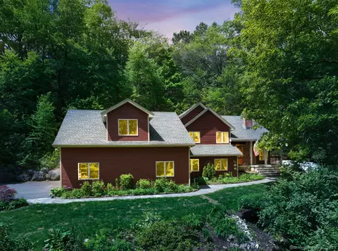 97 Taylor Rd, Barkhamsted, CT 06063