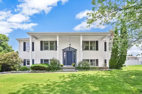 9 Renee Ln, Enfield, CT 06082