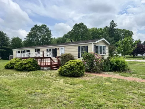 26 Jacqueline Ln, Windham, CT 06256