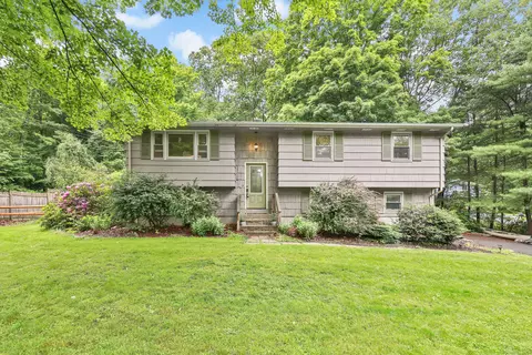 43 Phelps Rd, Marlborough, CT 06447