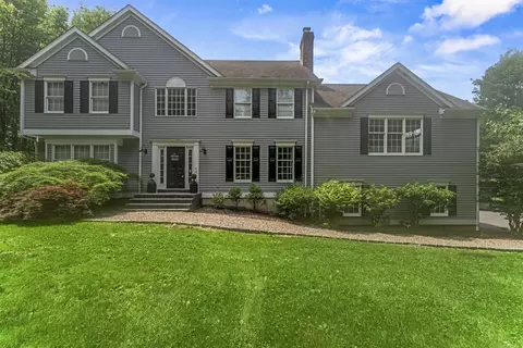 27 Yogananda St, Sandy Hook, CT 06482
