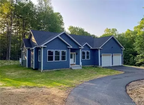 19 Ratlum Mountain Rd, Barkhamsted, CT 06063