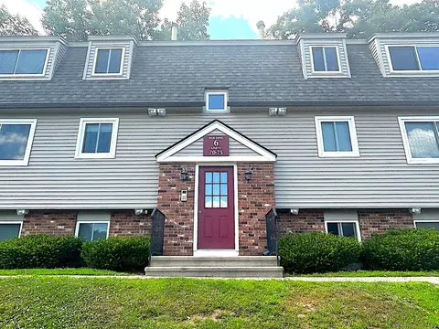 70 Evergreene Rd #70, Wallingford, CT 06492