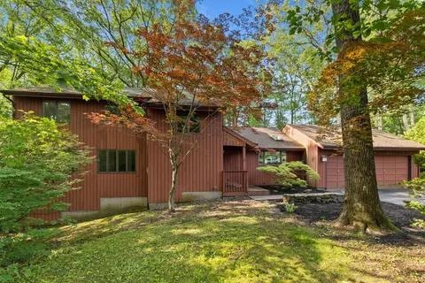 24 Quince Ct, Bristol, CT 06010
