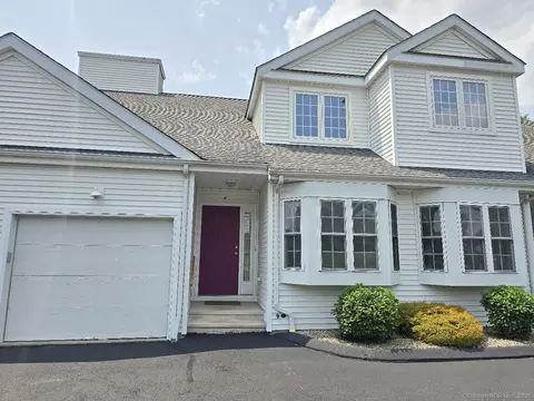 244 Oakland St #F, Manchester, CT 06042