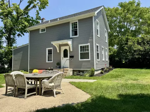 200 Meadow St, Branford, CT 06405