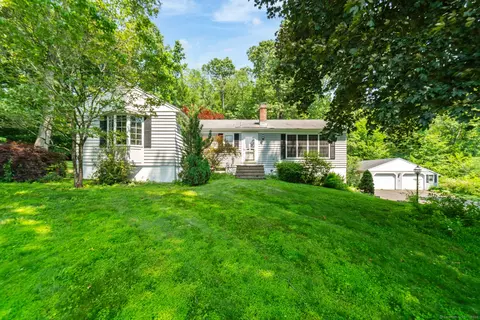 765 Kettletown Rd, Southbury, CT 06488