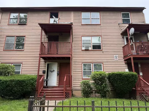 122 Clark St #B, Hartford, CT 06120