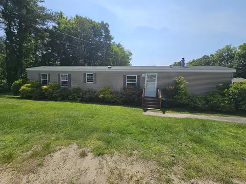 91 Chaffeeville Rd #TRLR 16, Mansfield, CT 06250