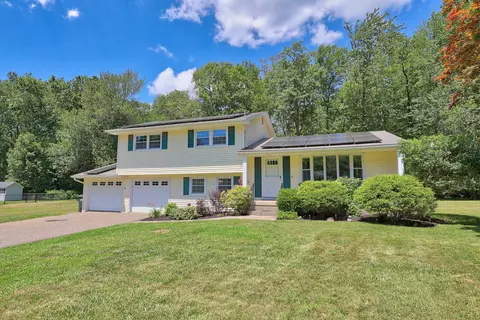 22 Corrine Dr, Prospect, CT 06712