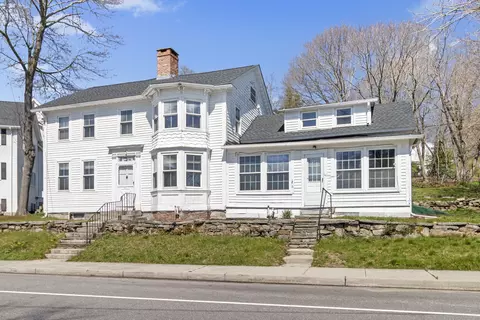 9 Essex Rd, Westbrook, CT 06498