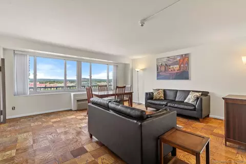 100 York St #11B, New Haven, CT 06511