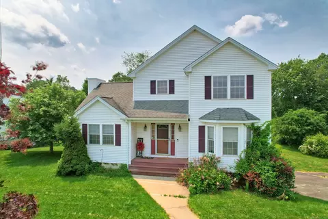 90 Edwin Ln, Thomaston, CT 06787