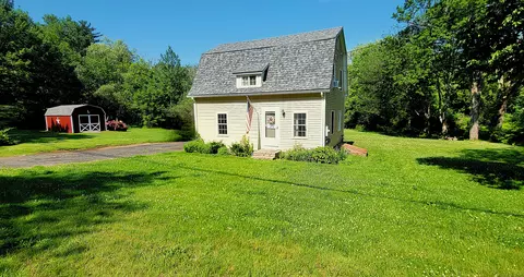 425 E Cotton Hill Rd, New Hartford, CT 06057