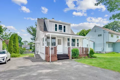 60 Edmund St, Stratford, CT 06614