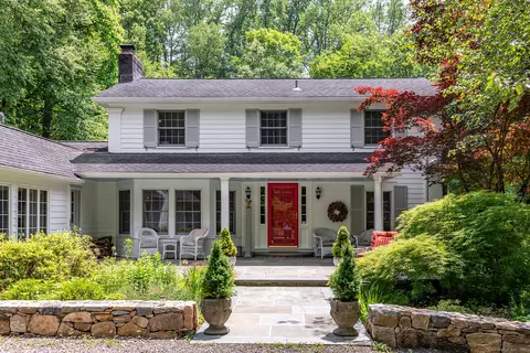 75 Buckingham Rd, New Milford, CT 06776