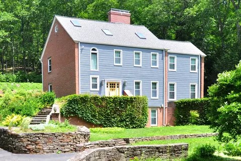 60 Silver St, Granby, CT 06060