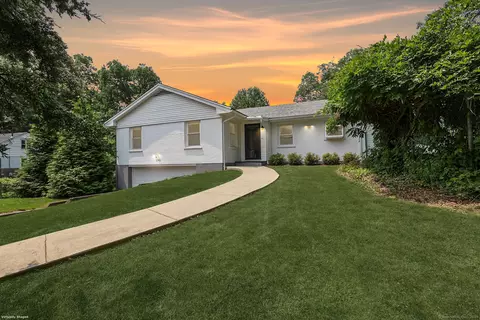 3743 Park Ave, Fairfield, CT 06825