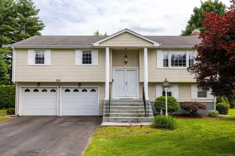 100 Chestnut Rd, Newington, CT 06111