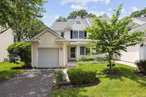 1101 Bradford Dr #1101, Danbury, CT 06811